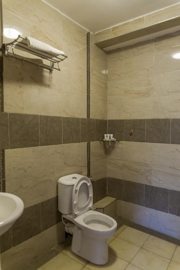 Enkare Hotel Nairobi Extérieur photo