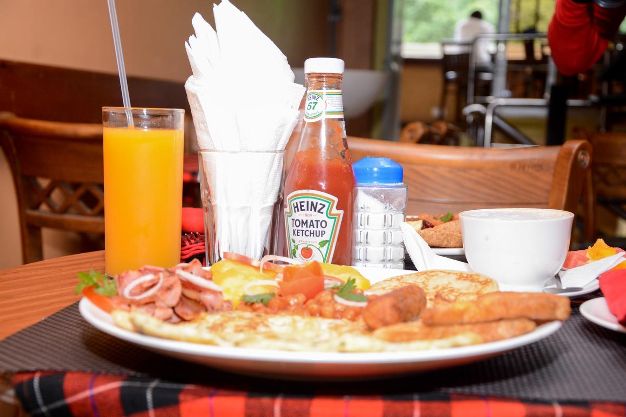 Enkare Hotel Nairobi Extérieur photo